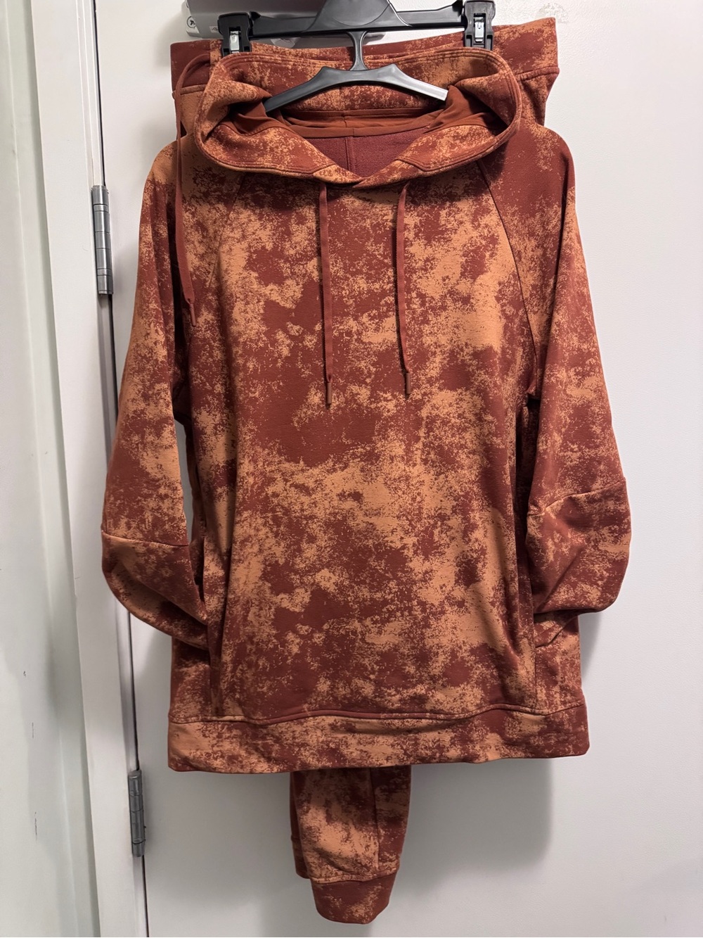 Lululemon Athletica Rust Brown Marbled Tracksuit - Picture 1 of 7
